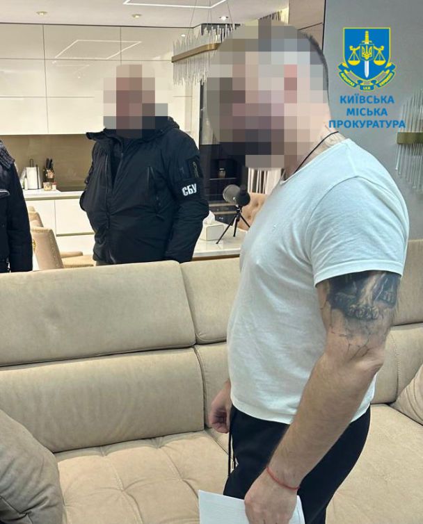 На основании липовых справок подозреваемому присвоили вторую группу инвалидности / © Киевская городская прокуратура