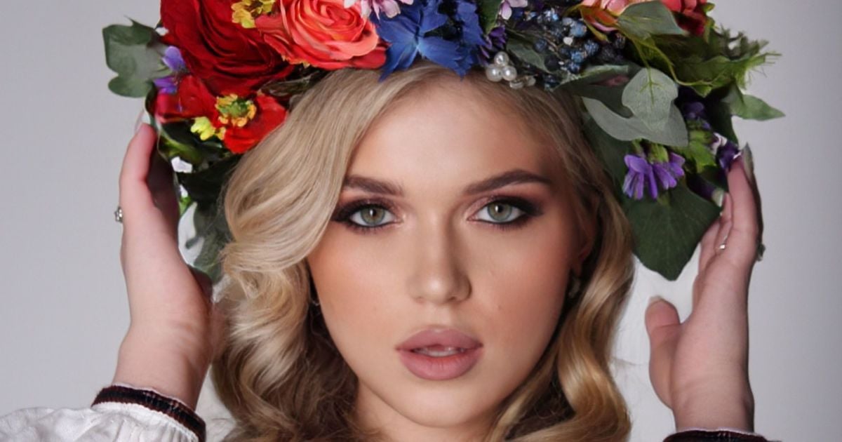 Артистка ALISA в красивых платьях-вышиванках представила песню "Очі ...