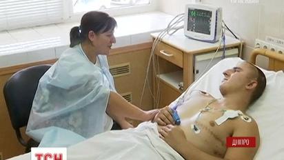 З осколком у серці Євгена Волока відправили до Києва на операцію