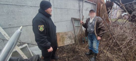 У Харкові 80-річний чоловік вбив і розчленував сусіда та втік, щоб почати нове життя за кордоном