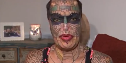 В США женщина-трансгендер потратила более 60 тысяч долларов, чтобы выглядеть как змея