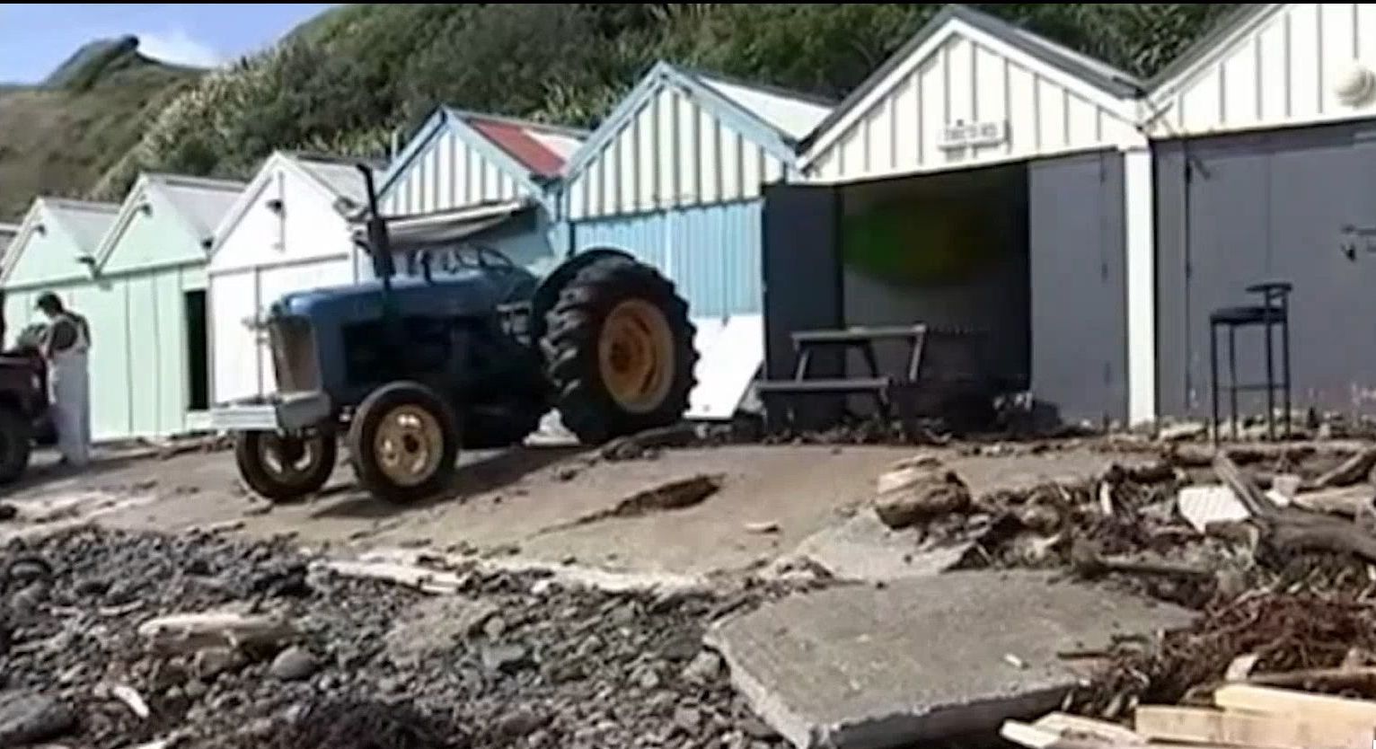 Новая Зеландия страдает от шторма, который принес циклон "Гита"