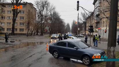 У Кривому Розі водій вантажівки на смерть збив дівчину – ДТП з доріг України за 27 січня 2021 року