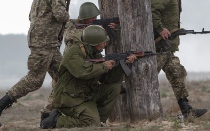 На Донбасі під час бою сили АТО ліквідували 12 бойовиків