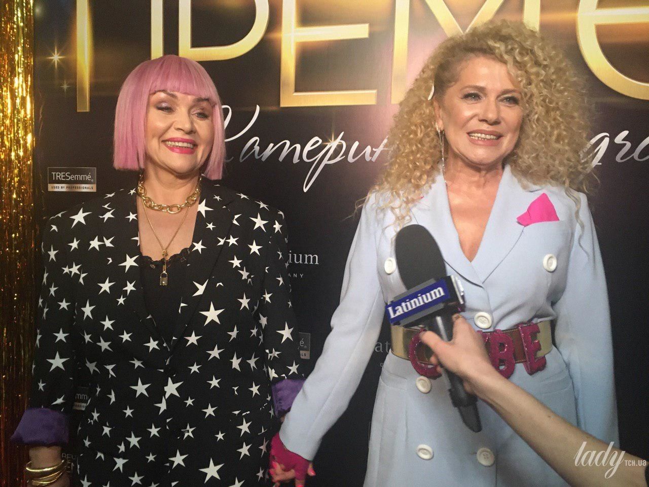 Ақ трусикидегі жопа бейне