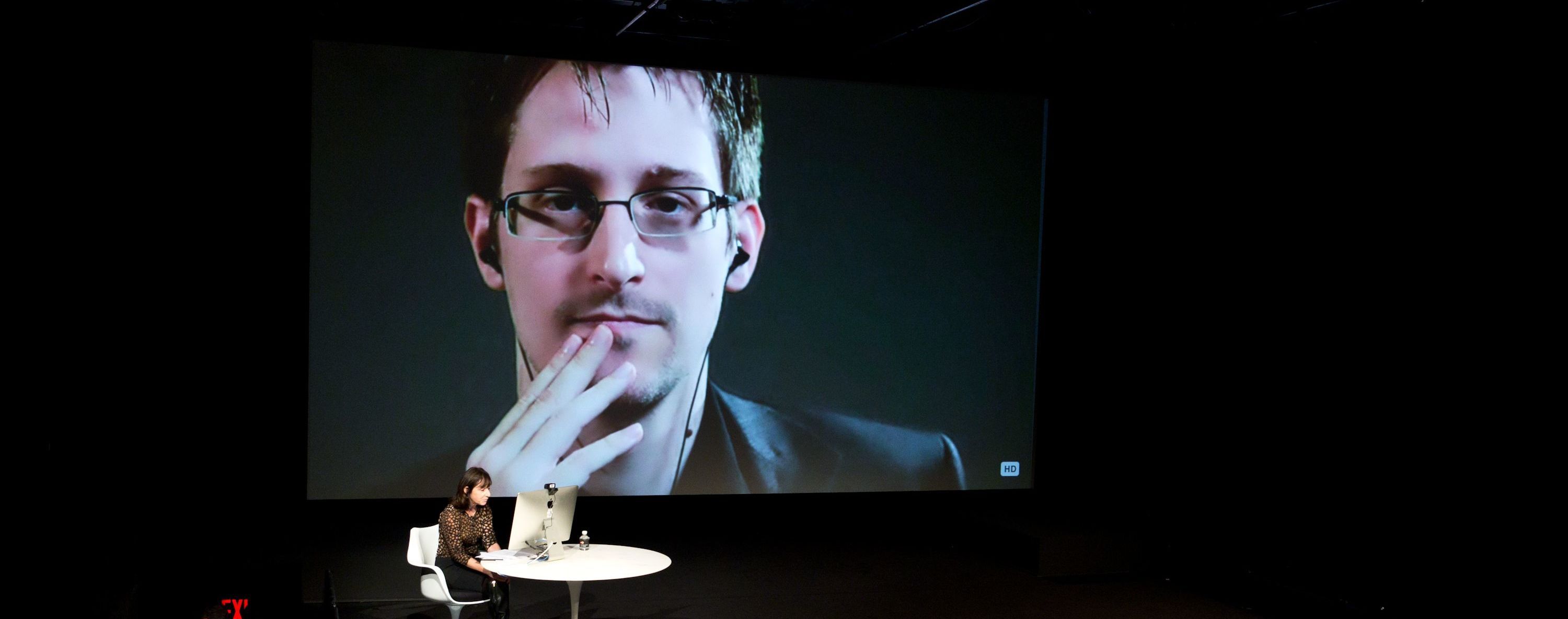 Адвокат Сноудена рассказал, как ФСБ пыталась завербовать его подзащитного