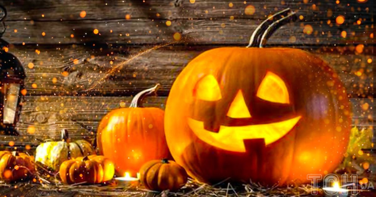 Лучше не проводить ритуалы самостоятельно, ведь в этот период риск привлечь к себе негативные энергии растет, и вдвоем или с группой людей чувствуешь себя безопаснее.