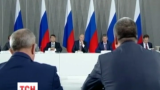 Порошенко прокомментировал визит Путина на аннексированный полуостров Крым
