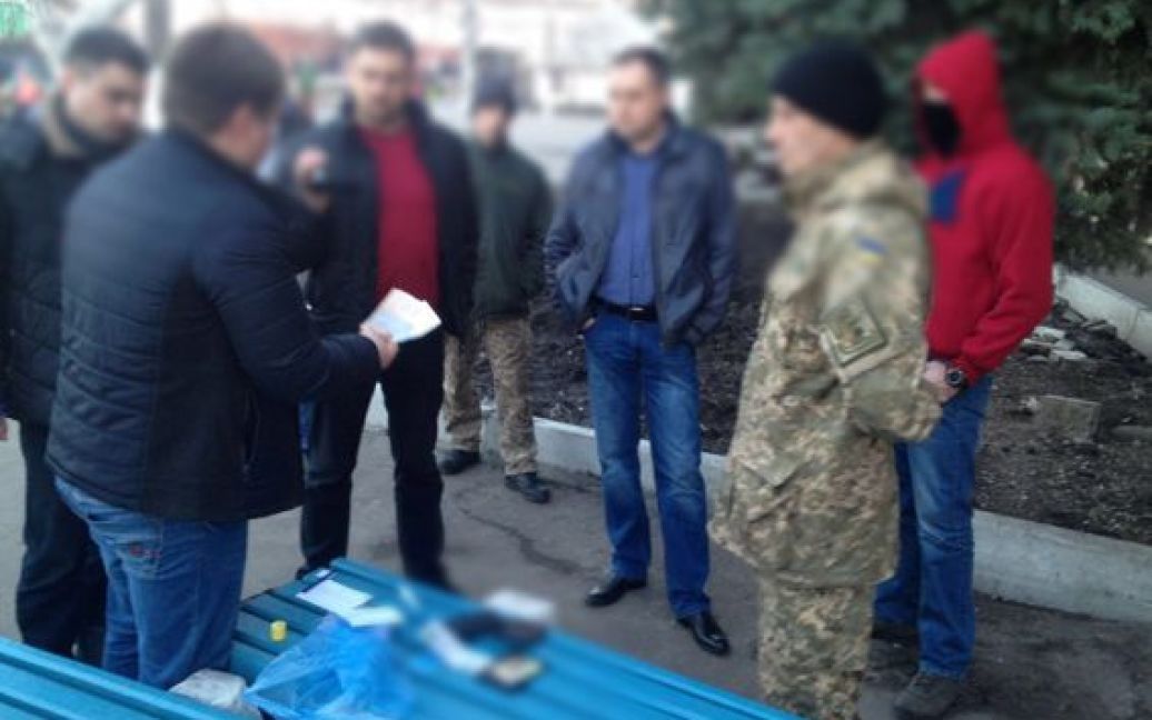 Взяточника задержали "на горячем" / © Национальная полиция Украины