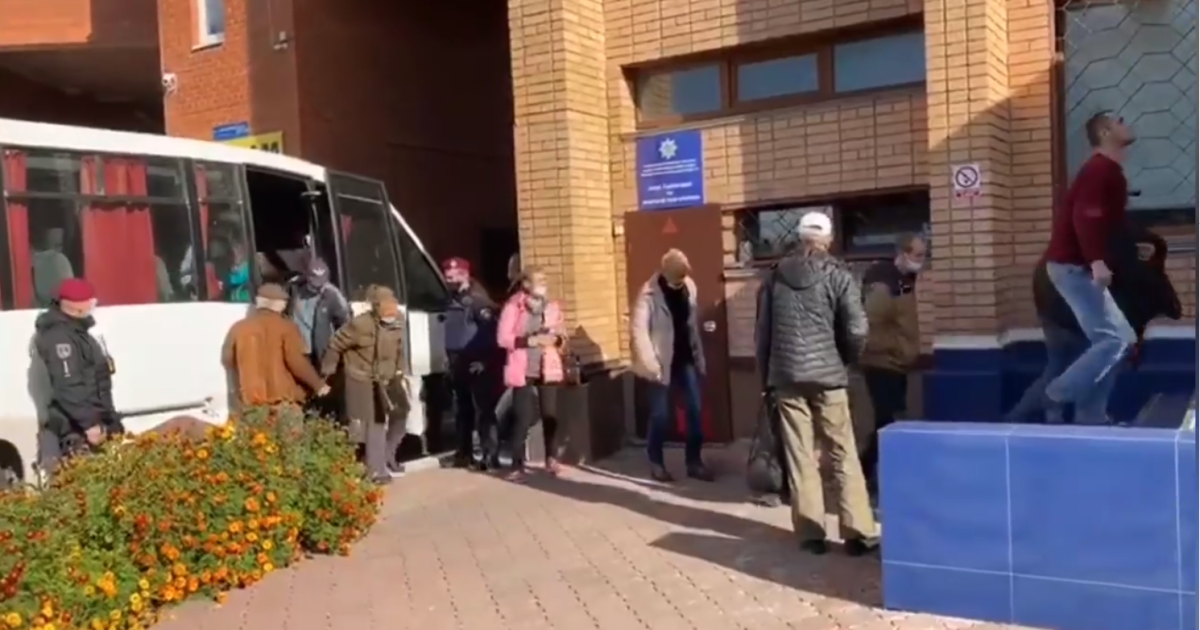 Під Києвом поліція затримала групу осіб, які у день виборів організували "каруселі"
