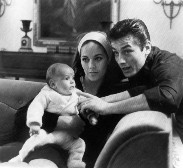 Ален и Натали Делон с сыном, 1964 / © Associated Press