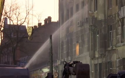 Смертельна пожежа в Одесі: пошукова операція триває, зниклих безвісти знову 14