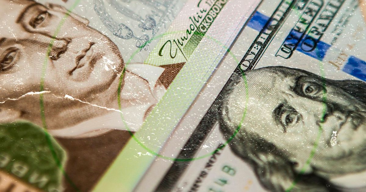 В Украине колеблется курс валют: чего ожидать в ближайшее время от доллара