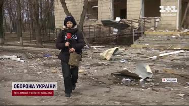 Люди змушені кидати домівки! Росіяни стирають з лиця землі селище на Сумщині