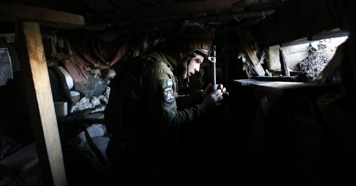 В Рождество на Донбассе боевики четыре раза нарушили режим тишины, ранен украинский военный