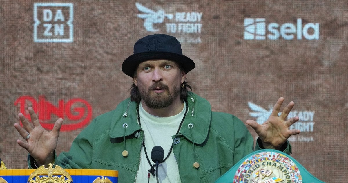 Александр Усик