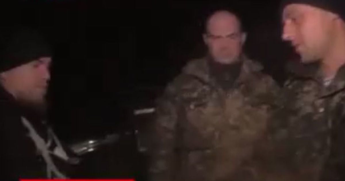 Защитники аэропорта начали сбор подписей против "Купола"