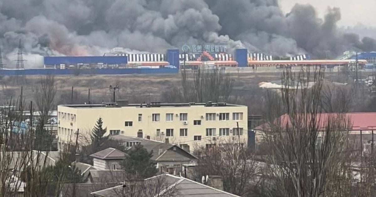 Маріуполь, який окупанти обстрілювали 14 годин поспіль, під загрозою гуманітарної катастрофи - голова ОДА