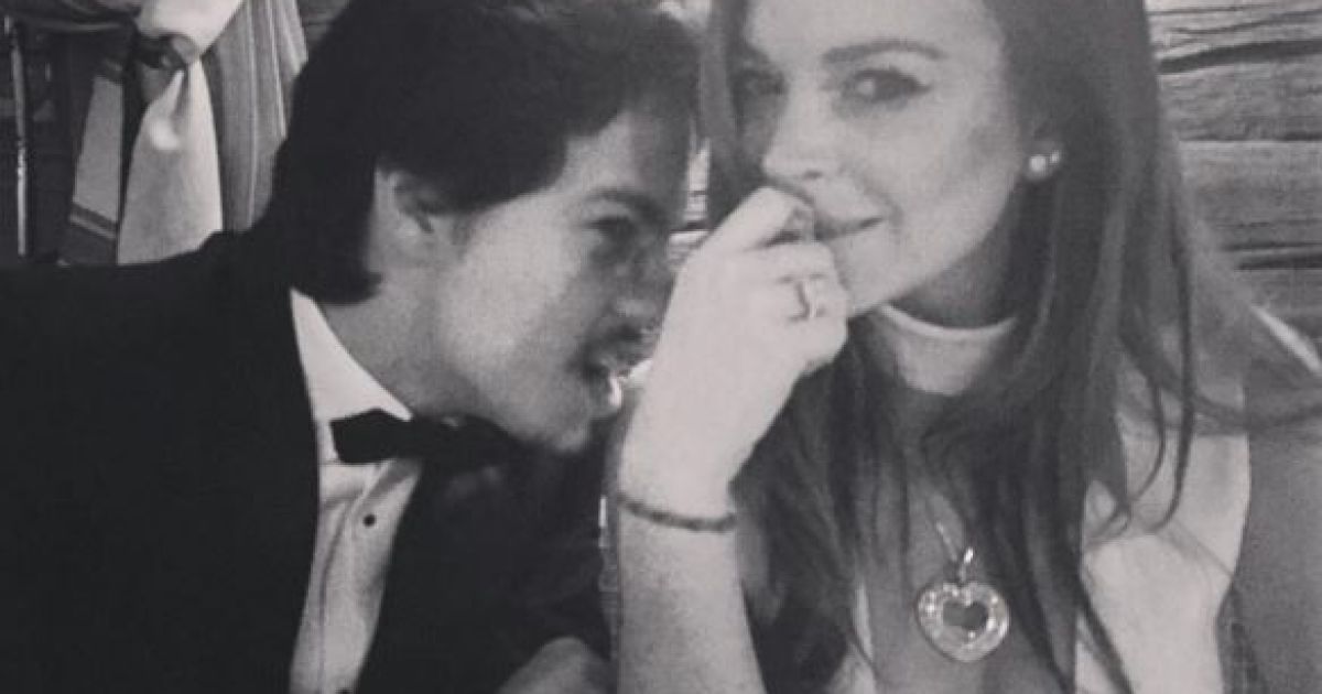 Лохан пока не замужем