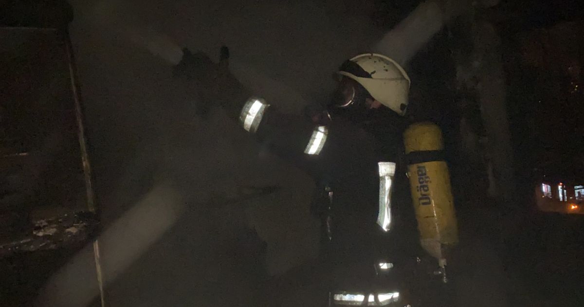 У Києві на Оболоні горіла багатоповерхівка