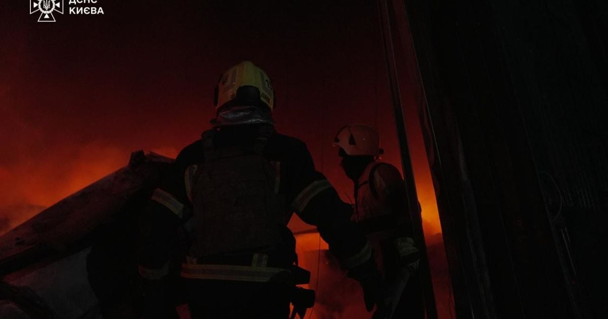 ДСНС показали наслідки атаки 12 лютого: щонайменше одна людина загинула через ракетний обстріл Києва росіянами, серед поранених - дитина