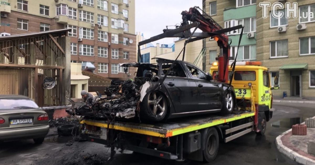 Згоріле авто Пивоварського_1 / © Фото Валерии Ковалинской/ТСН