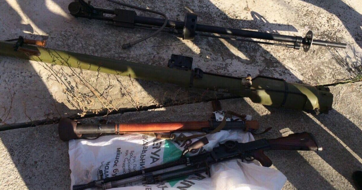 підземний бункер зі зброєю у Бориспільському районі_5 / © Прокуратура міста Києва