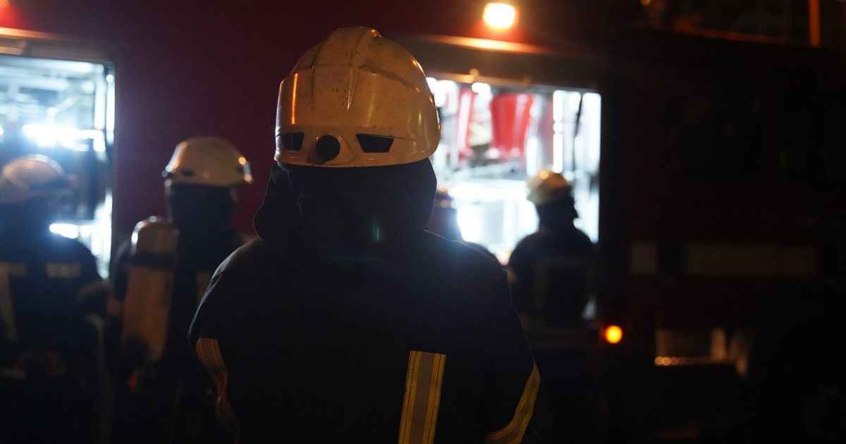 Смертельна пожежа в багатоповерхівці: у Києві вночі загинули чоловік та жінка