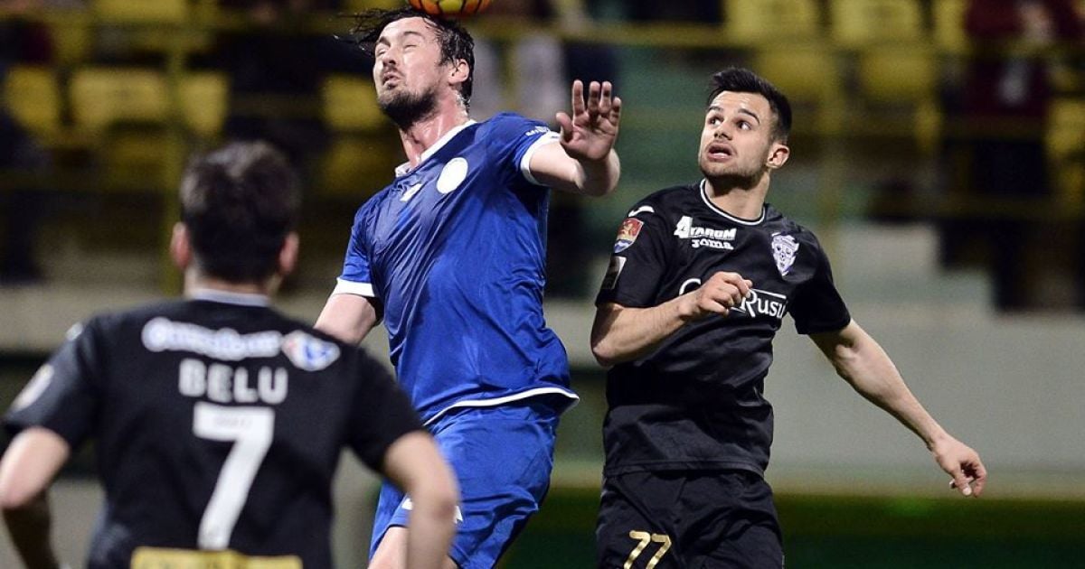 Милевский забил головой.