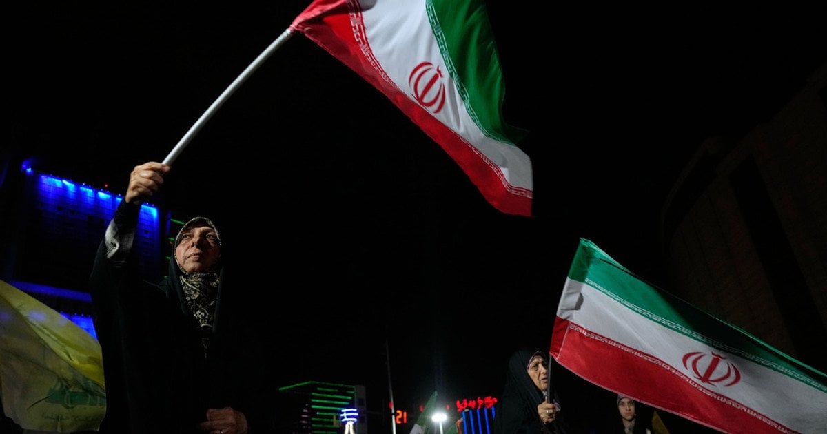 Иранцы протестуют против соглашения с США