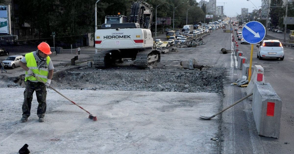шляхопровід на Нивках у Києві, ремонт доріг_3 / © УНИАН