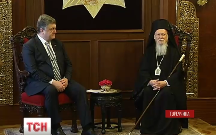 Перший за честю православний патріарх пообіцяв молитися за Україну
