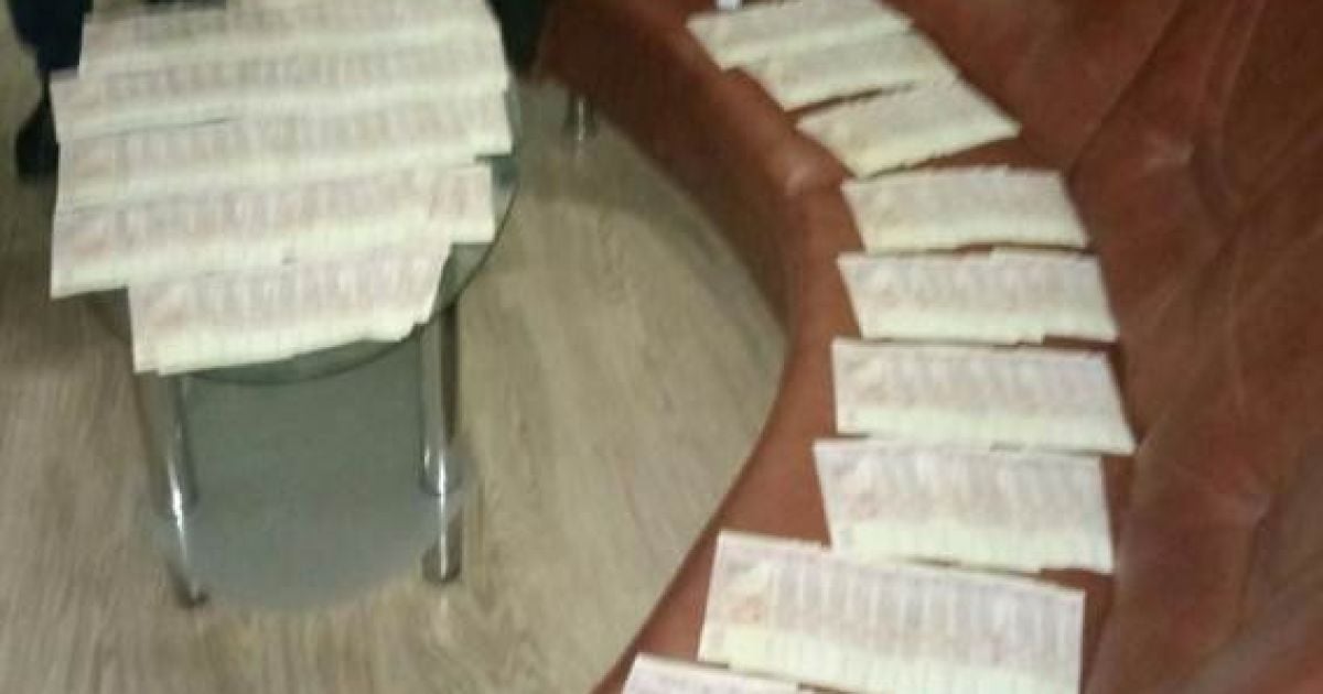 На Запоріжжі під час отримання хабара затримали прокурора