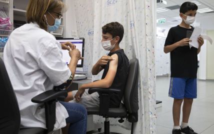 "Омикрон" массово поражает детей: в США – пик госпитализаций среди малышей до 5 лет