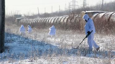Розмінування на Донбасі_1 / © Facebook/пресс-центр штаба АТО