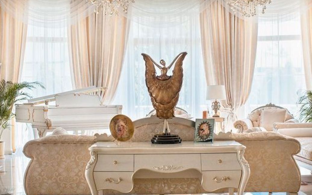 Волочкова показала свой дом во всей красе / © ok-magazine.ru