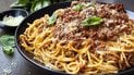 Спагетти с мясным рагу