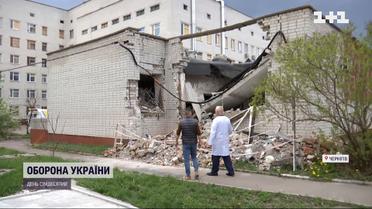 Міська лікарня Чернігова отримала новий реанімобіль