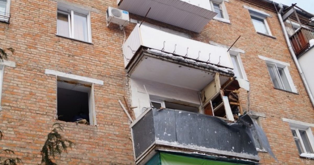 В результате взрыва пострадали две женщины.