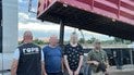 Батько з сином намагалися переправити чоловіків за кордон