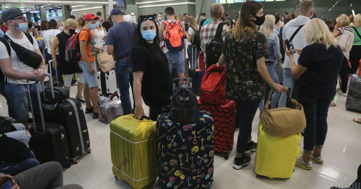 Степанов рассказал, нужно ли делать ПЦР-тесты для авиаперелетов внутри страны