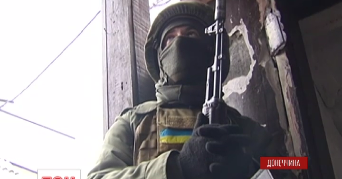 Українські добровольці тримають селище Піски під Донецьком