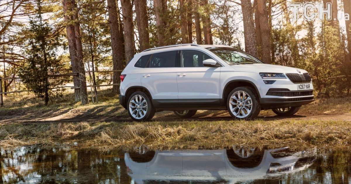 Оновлена версія найпопулярнішого компактного кросовера Skoda засвітилася на "живих" фото без камуфляжу