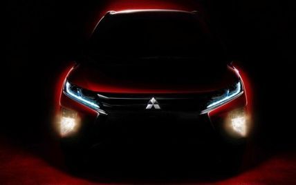 Mitsubishi распространила новые тизеры кроссовера Eclipse Cross