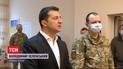 Владимир Зеленский во время визита в центр реабилитации военных в Ирпене поблагодарил волонтеров