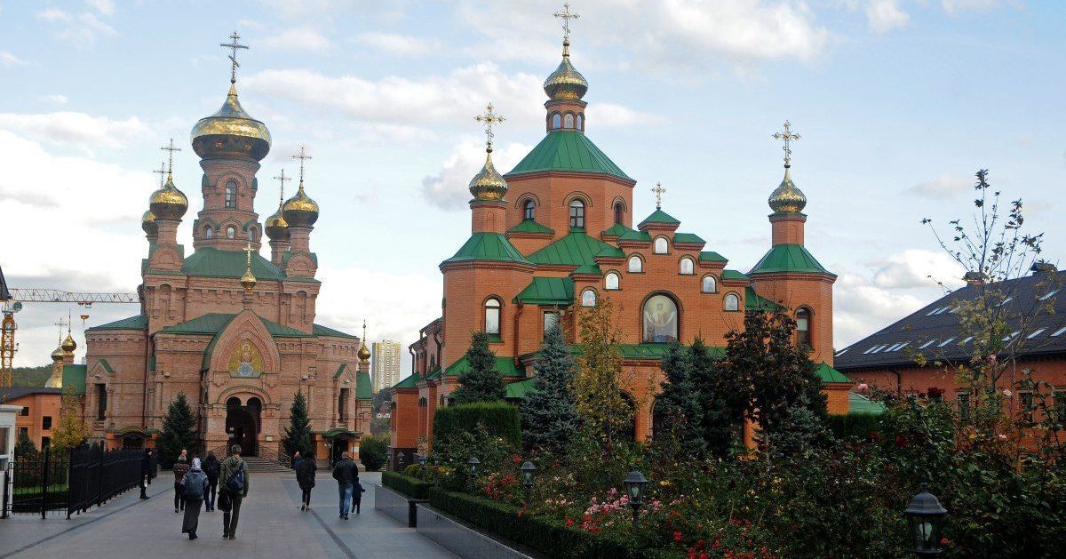 В Киеве еще один монастырь закрывают на карантин из-за вспышки коронавируса