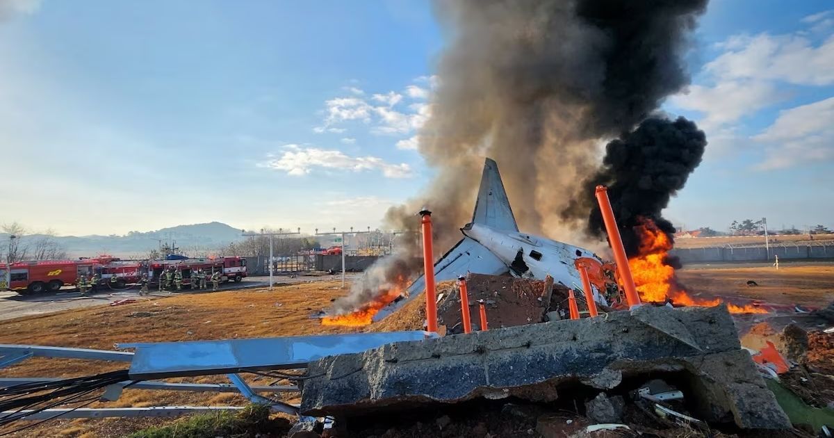В Южной Корее разбился пассажирский самолет