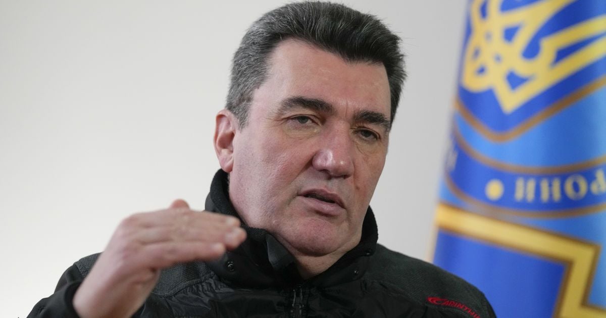 Данілов заявив, що Росія попереджала Угорщину про війну в Україні