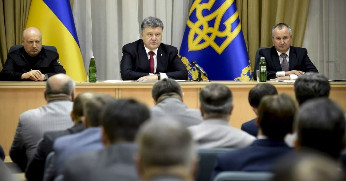 Глава держави нагадав, що рішення про призначення керівника СБУ затверджує Верховна Рада