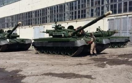 Украинским военным передали первые уникальные танки Т-80